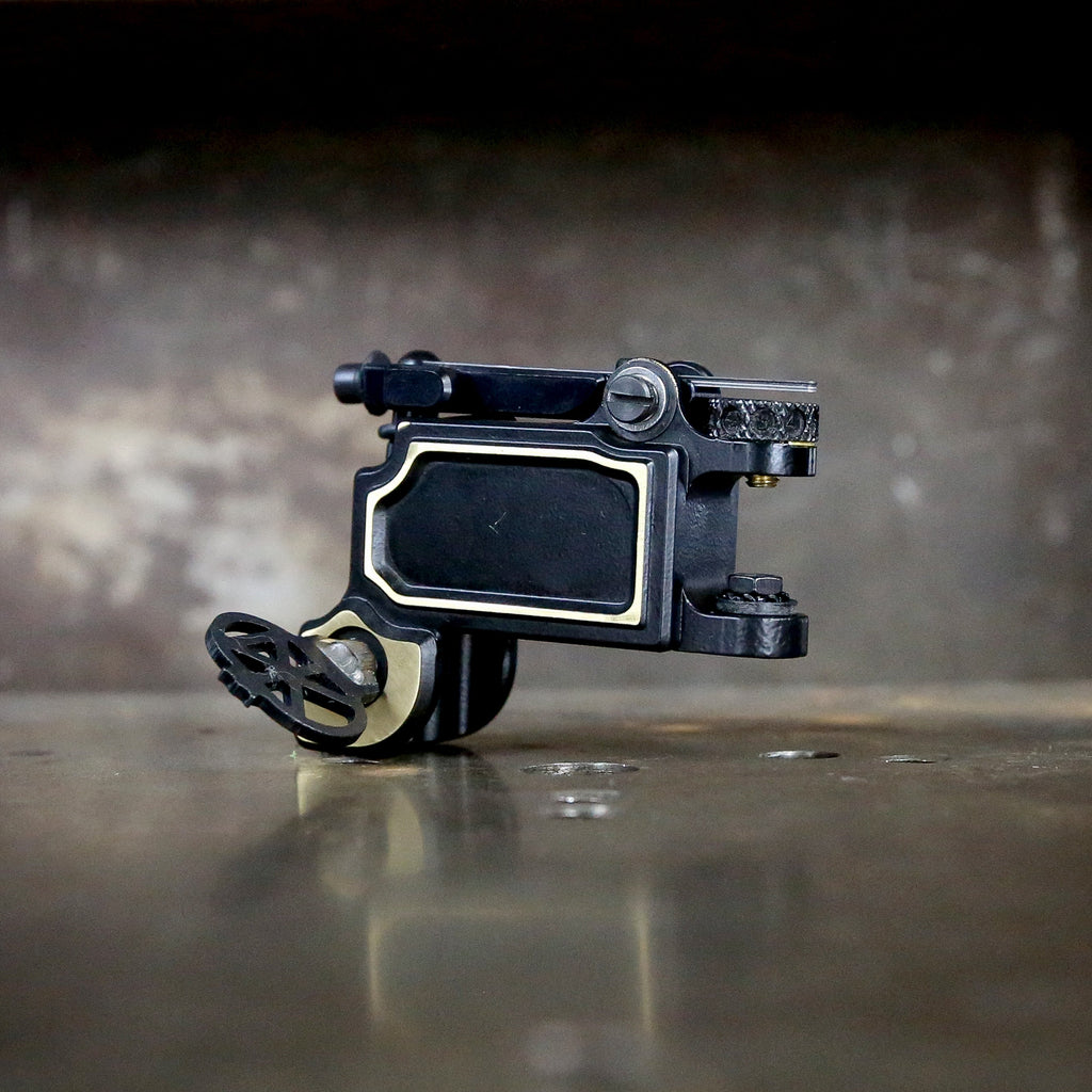 Dan Kubin Mojobox V2.2 - Black x Brass 2 Tone