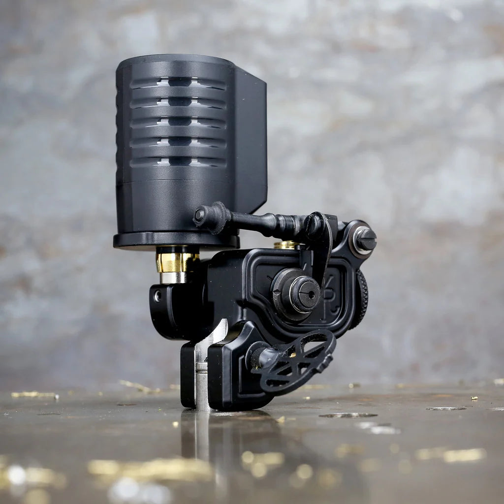 Dan Kubin Sidewinder 46er - Black x Black RCA + Clip Cord