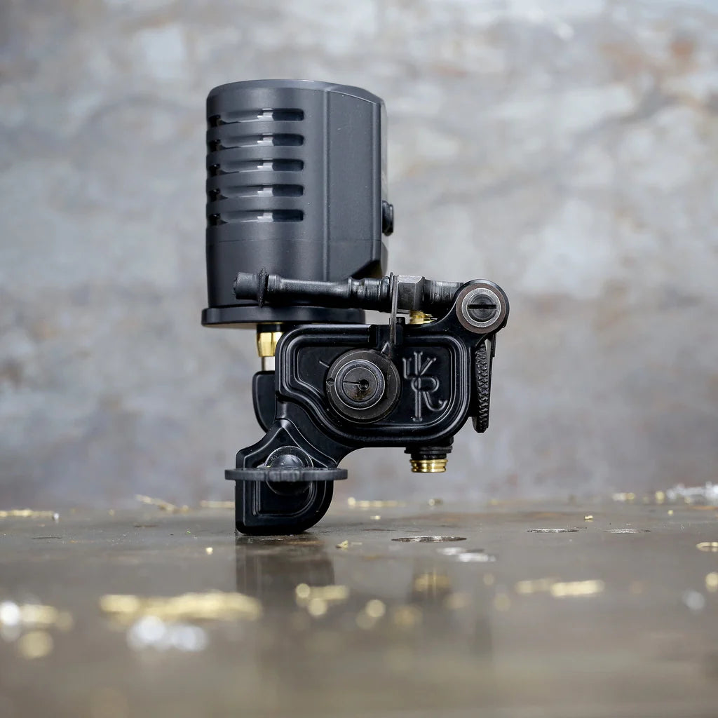 Dan Kubin Sidewinder 46er - Black x Black RCA + Clip Cord